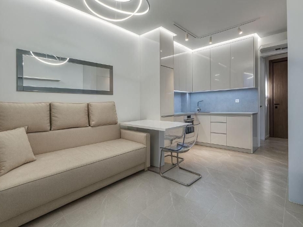 Дава се под наем Едностаен апартамент в к.к. Св.Св. Константин и Елена - 68 кв.м за 550 € - Снимка #1