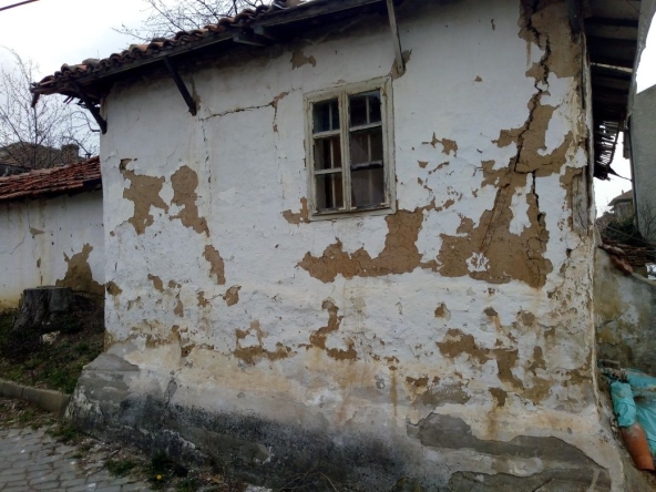 Къща в Дебелец - 94 кв.м за 446 €/кв.м - Снимка #1