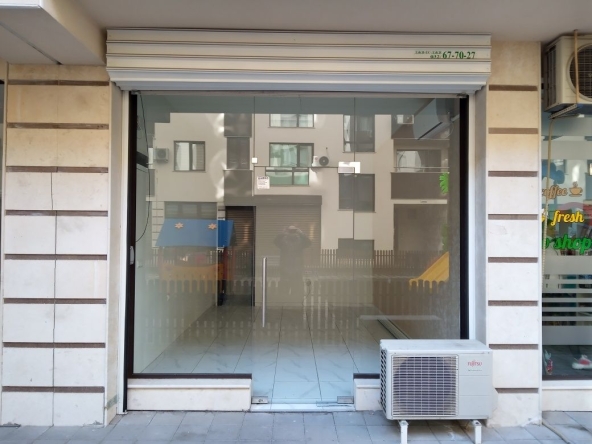 Дава се под наем Магазин в Пловдив, Тракия - 25 кв.м за 178.5 € - Снимка #1