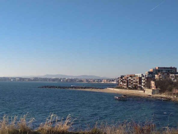 Двустаен апартамент в Несебър - 68 кв.м за 1243 €/кв.м - Снимка #1