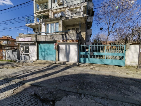 Дава се под наем Магазин в Ямбол, Боровец - 17 кв.м за 127.5 € - Снимка #1