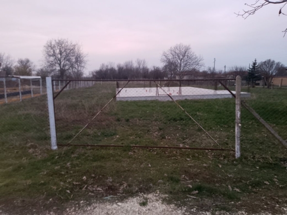 Парцел в с. Калипетрово, Област Силистра - 1665 кв.м за 16 €/кв.м - Снимка #1