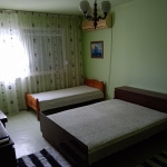 Дава се под наем Едностаен апартамент в Елхово - 45 кв.м за 153 € - Снимка #1