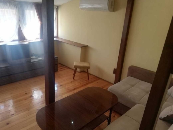 Дава се под наем Едностаен апартамент в Пловдив, Кършияка - 45 кв.м за 239.7 € - Снимка #1