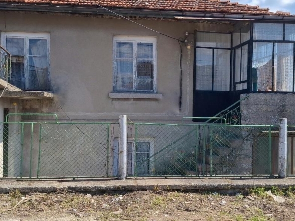 Къща в Пещера - 65 кв.м за 628 €/кв.м - Снимка #1