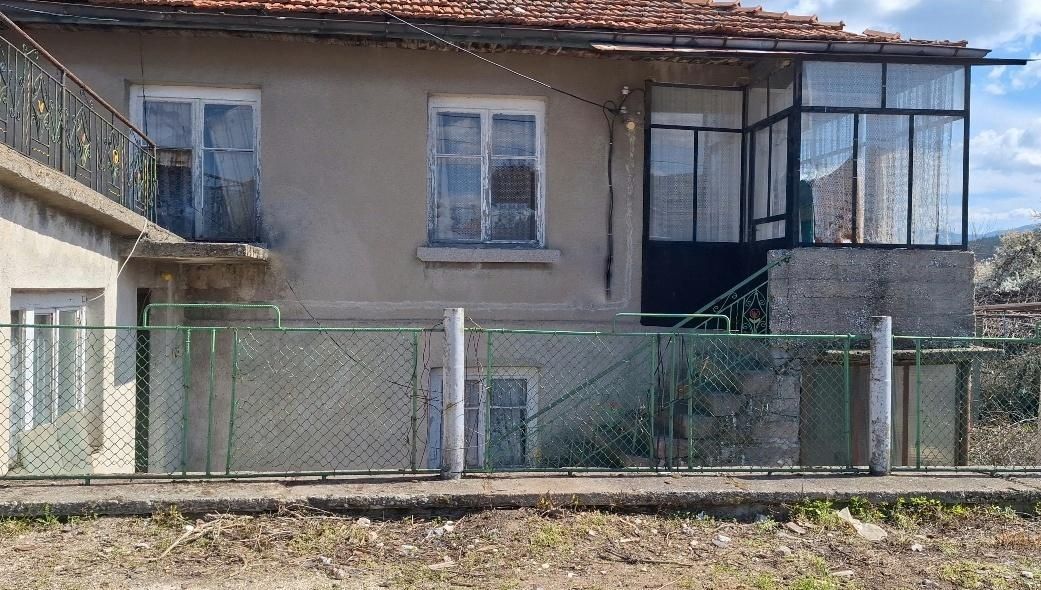 Къща в Пещера - 65 кв.м за 628 €/кв.м - Снимка #1