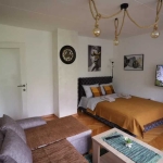 Дава се под наем  в Пловдив, Старият град - 25 кв.м за 75 € - Снимка #1