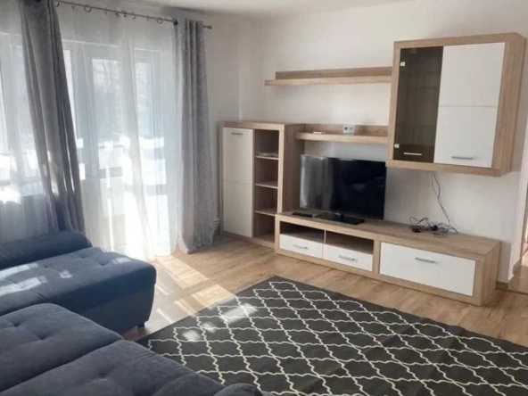 Дава се под наем Тристаен апартамент в Пловдив, Тракия - 90 кв.м за 239.7 € - Снимка #1