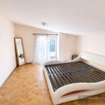 Дава се под наем Двустаен апартамент в Варна, Погреби - 40 кв.м за 248.88 € - Снимка #1