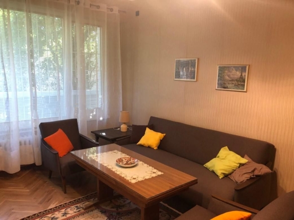 Дава се под наем Двустаен апартамент в София, Гоце Делчев - 70 кв.м за 580 € - Снимка #1