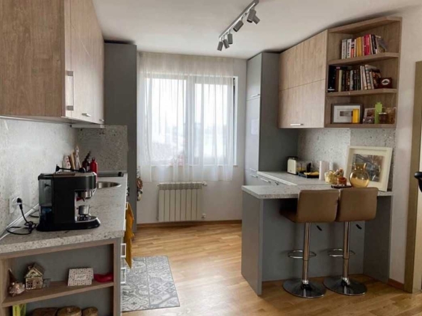 Тристаен апартамент в София, Зона Б-5 - 80 кв.м за 1538 €/кв.м - Снимка #1