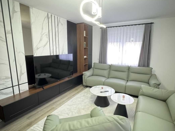 Дава се под наем Двустаен апартамент в София, Дианабад - 68 кв.м за 499 € - Снимка #1