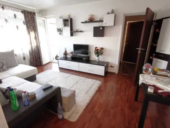 Дава се под наем Двустаен апартамент в Пловдив, Гагарин - 65 кв.м за 270.3 € - Снимка #1