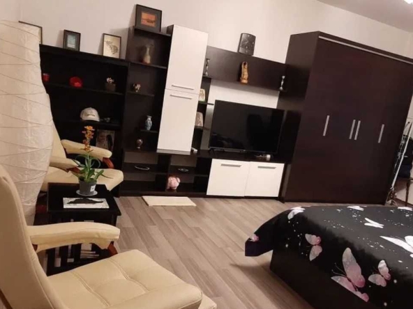 Дава се под наем Едностаен апартамент в Пловдив, Тракия - 32 кв.м за 204 € - Снимка #1