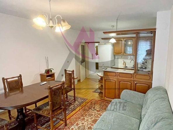 Дава се под наем Тристаен апартамент в Варна, Колхозен пазар - 75 кв.м за 665 € - Снимка #1