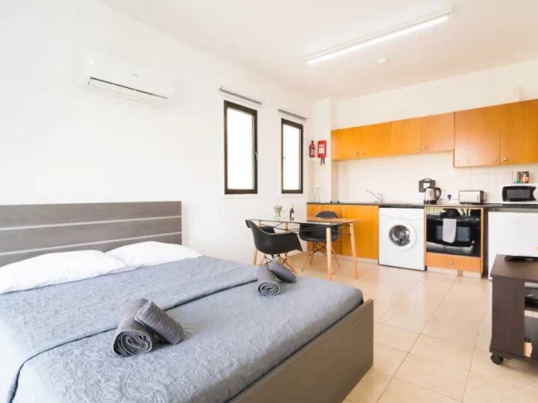 Дава се под наем Едностаен апартамент в Пловдив, Централна гара - 41 кв.м за 173.4 € - Снимка #1