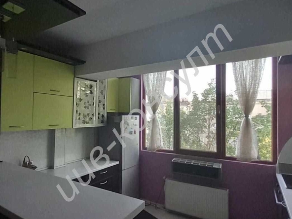 Тристаен апартамент в Велико Търново, Бузлуджа - 60 кв.м за 1088 €/кв.м - Снимка #1