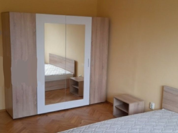 Дава се под наем Двустаен апартамент в София, Надежда 4 - 64 кв.м за 408 € - Снимка #1