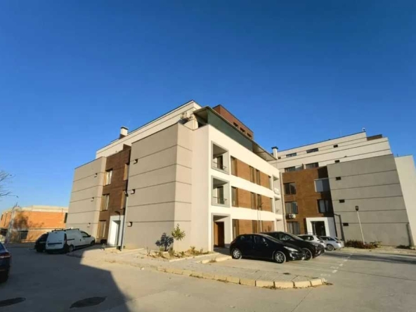 Тристаен апартамент в с. Марково, Област Пловдив - 101 кв.м за 1203 €/кв.м - Снимка #1