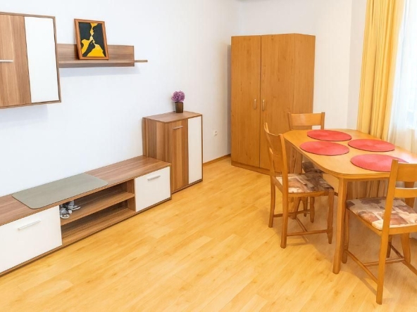 Дава се под наем Двустаен апартамент в Варна, Лятно кино Тракия - 59 кв.м за 398.82 € - Снимка #1