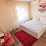 Дава се под наем Двустаен апартамент в Пловдив, Тракия - 56 кв.м за 235 € - Снимка #1