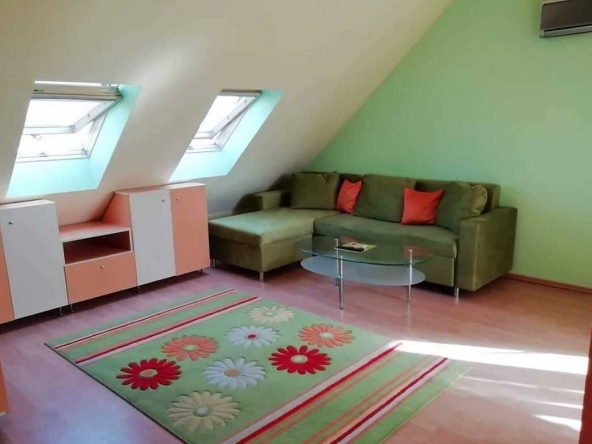 Дава се под наем Едностаен апартамент в Пловдив, Христо Смирненски - 45 кв.м за 234.6 € - Снимка #1