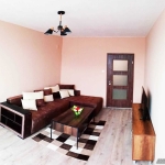 Дава се под наем Тристаен апартамент в Пловдив, Младежки Хълм - 120 кв.м за 548.25 € - Снимка #1