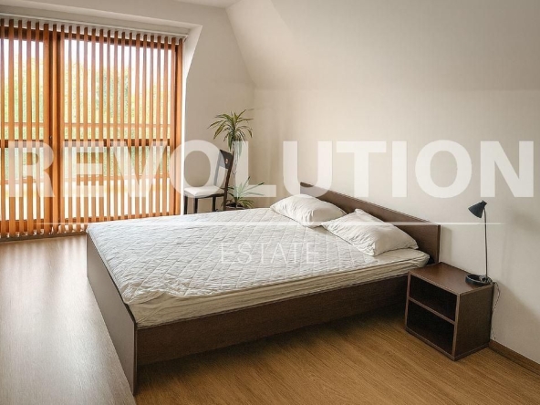 Дава се под наем Двустаен апартамент в Варна, Бриз - 65 кв.м за 450 € - Снимка #1