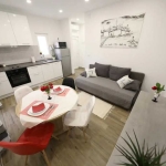 Дава се под наем Двустаен апартамент в Пловдив, Кършияка - 56 кв.м за 309.06 € - Снимка #1