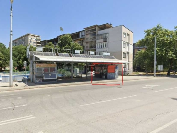 Дава се под наем Магазин в Пловдив, Кючук Париж - 9 кв.м за 357 € - Снимка #1