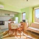 Дава се под наем Двустаен апартамент в Варна, Колхозен пазар - 50 кв.м за 398.82 € - Снимка #1