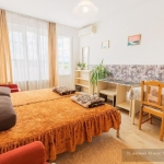 Дава се под наем Двустаен апартамент в Варна, Левски - 42 кв.м за 298.86 € - Снимка #1