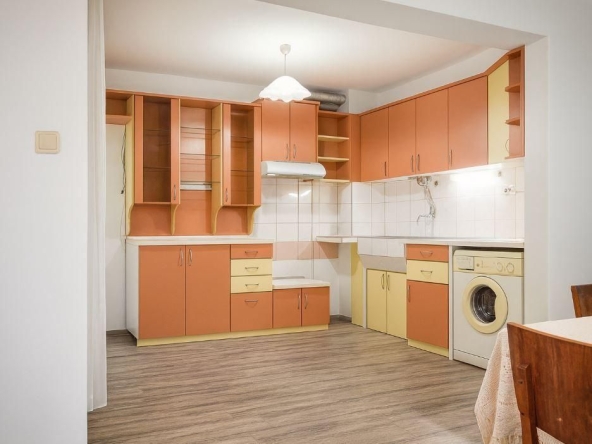 Дава се под наем Двустаен апартамент в Варна, Автогара - 55 кв.м за 360 € - Снимка #1