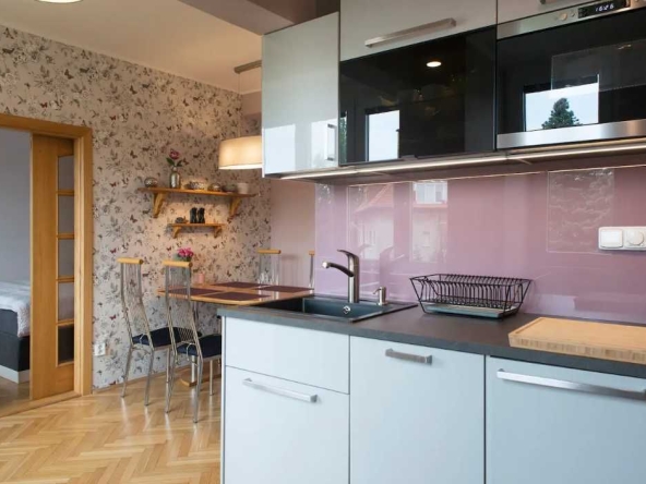 Дава се под наем Тристаен апартамент в Пловдив, Каменица 1 - 76 кв.м за 306 € - Снимка #1