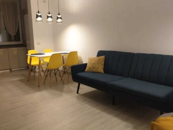 Дава се под наем Двустаен апартамент в Пловдив, Център - 45 кв.м за 153 € - Снимка #1