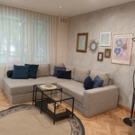 Дава се под наем Тристаен апартамент в Пловдив, Кършияка - 100 кв.м за 550 € - Снимка #1