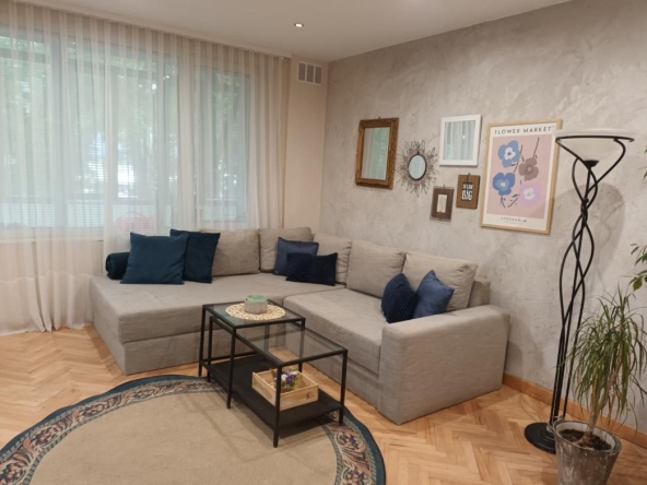 Дава се под наем Тристаен апартамент в Пловдив, Кършияка - 100 кв.м за 550 € - Снимка #1