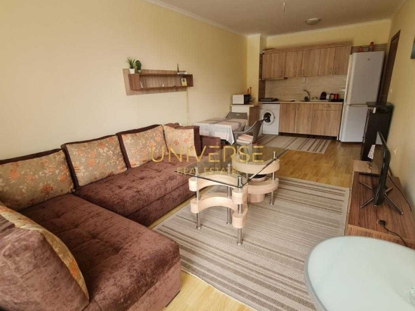 Двустаен апартамент в к.к. Елените - 65 кв.м за 831 €/кв.м - Снимка #1