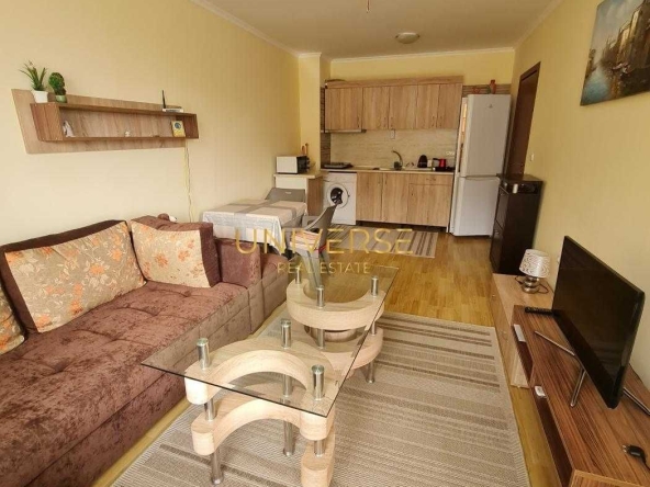 Двустаен апартамент в к.к. Елените - 65 кв.м за 831 €/кв.м - Снимка #1