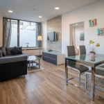 Дава се под наем Тристаен апартамент в Пловдив, Каменица 1 - 95 кв.м за 385 € - Снимка #1