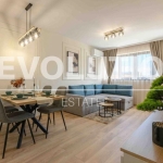 Дава се под наем Двустаен апартамент в Варна, Цветен квартал - 62 кв.м за 800 € - Снимка #1