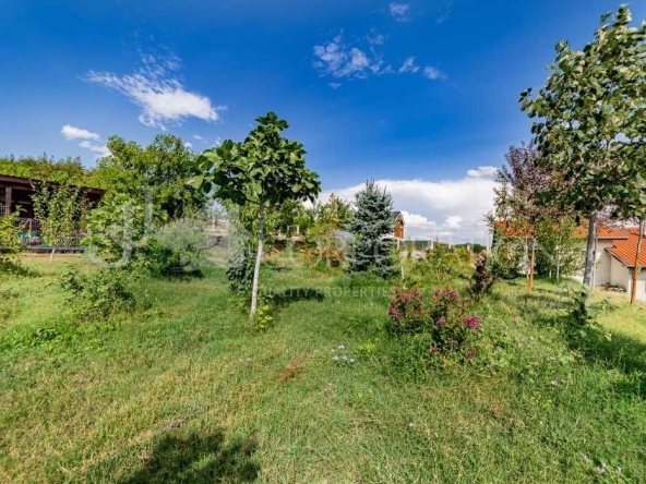 Къща в с. Лесичово, Област Пазарджик - 143 кв.м за 2091 €/кв.м - Снимка #1