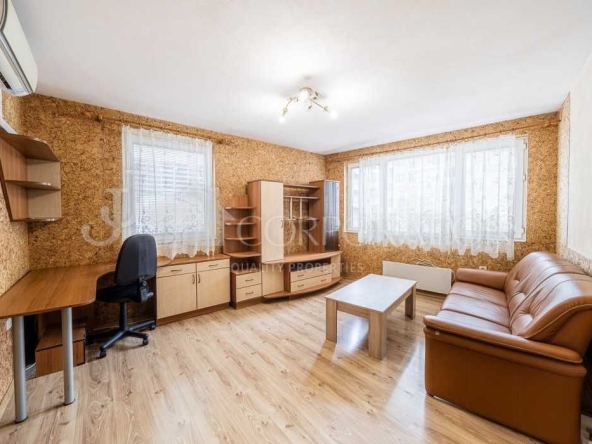 Двустаен апартамент в София, Стрелбище - 74 кв.м за 4063 €/кв.м - Снимка #1
