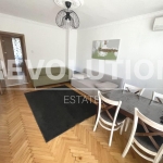 Дава се под наем Етаж от къща в Варна, Бриз - 95 кв.м за 600 € - Снимка #1