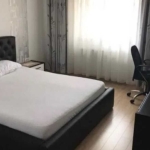 Дава се под наем Тристаен апартамент в Пловдив, Център - 90 кв.м за 341.7 € - Снимка #1