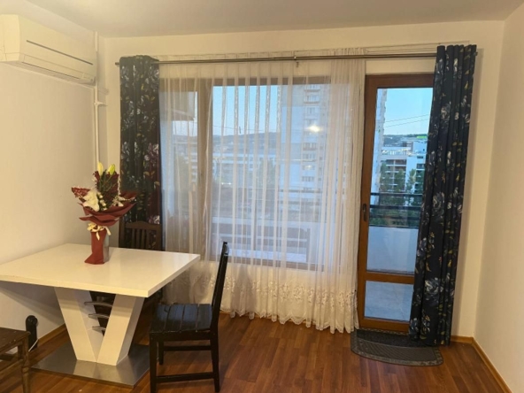 Дава се под наем Тристаен апартамент в София, Младост 4 - 68 кв.м за 715 € - Снимка #1