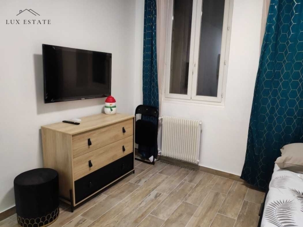 Двустаен апартамент в София, Дървеница - 67 кв.м за 1986 €/кв.м - Снимка #1