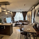 Дава се под наем Тристаен апартамент в Бургас, Зорница - 100 кв.м за 1122 € - Снимка #1