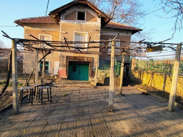 Къща в с. Горан, Област Ловеч - 1 кв.м за 17850 €/кв.м - Снимка #1