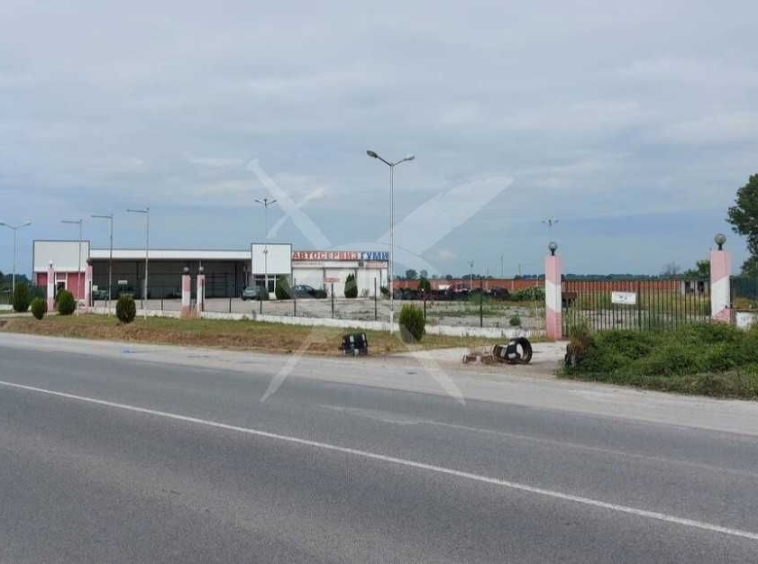 Магазин в с. Стряма, Област Пловдив - 231 кв.м за 5628 €/кв.м - Снимка #1